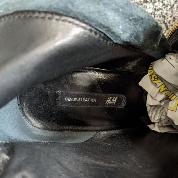 H&M Genuine Leather Black Ankle Zipper Platform Booties Size 9 - Picture 9 of 10